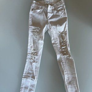 White size 25 Frame Denim Jeans